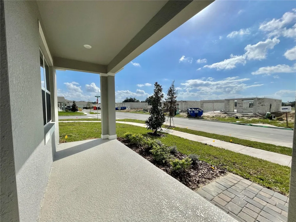 5610 GALLOPING DRIVE Apopka, FL 32712