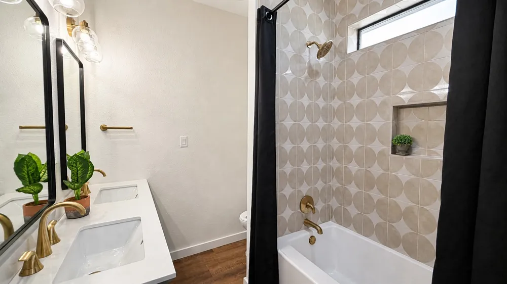 1605 Century Oaks Drive Lockhart, TX 78644