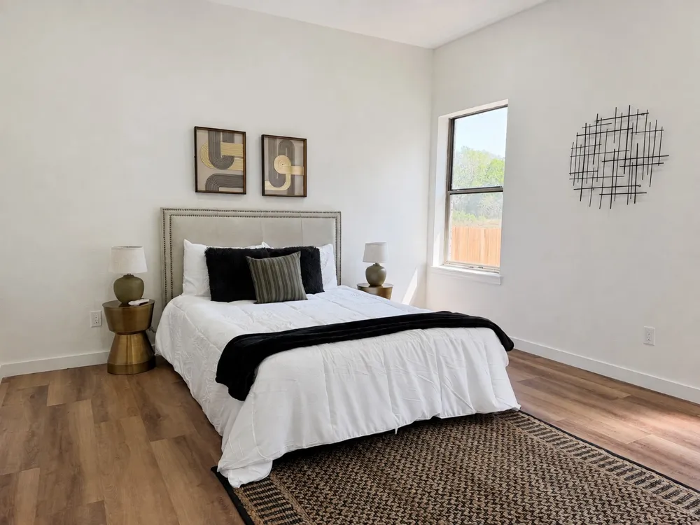 1605 Century Oaks Drive Lockhart, TX 78644