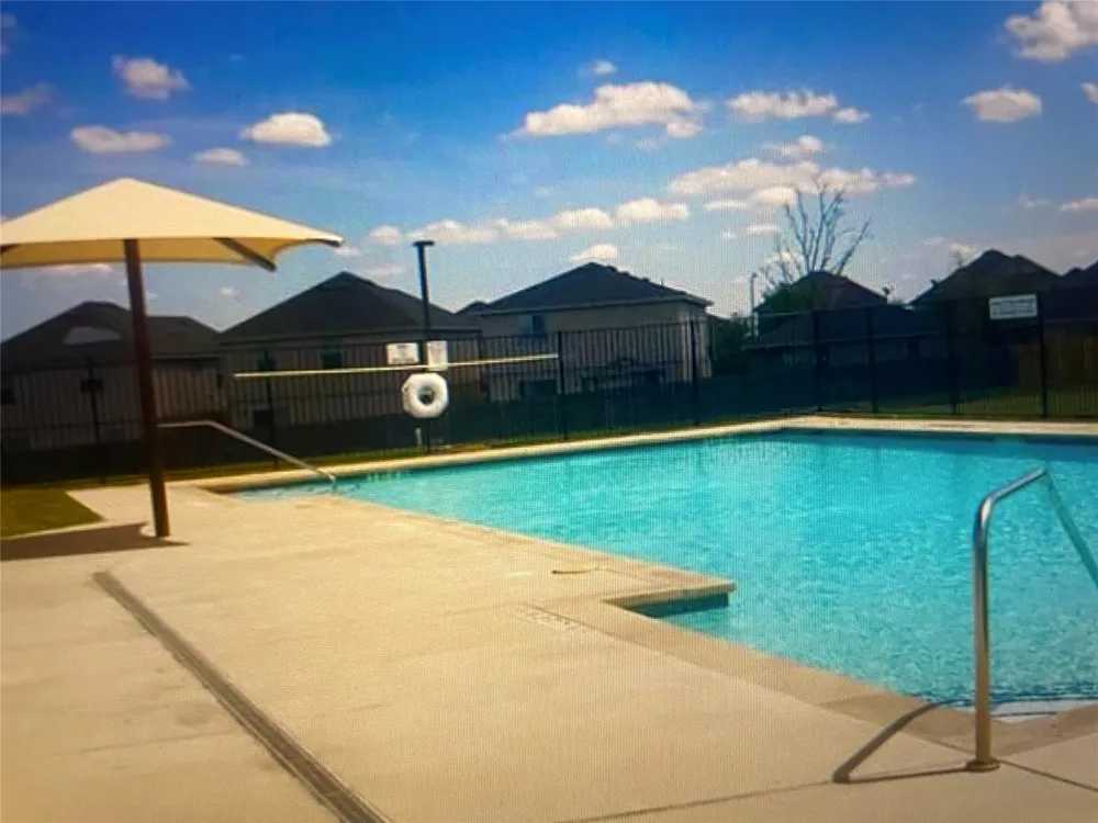 13313 Henneman Drive Pflugerville, TX 78660