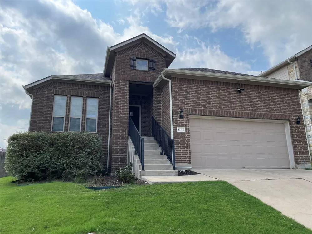 13313 Henneman Drive Pflugerville, TX 78660