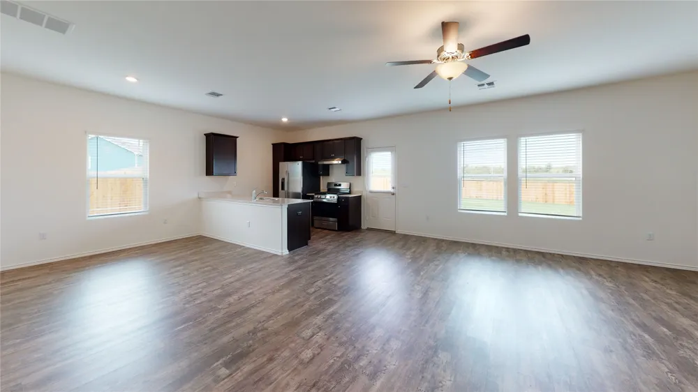 15401 Solstice Cove Del Valle, TX 78617