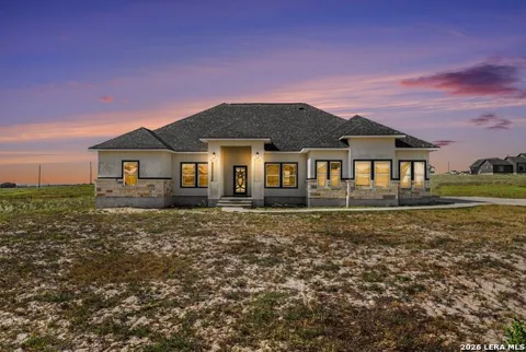 136 SUMMER MEADOW DR