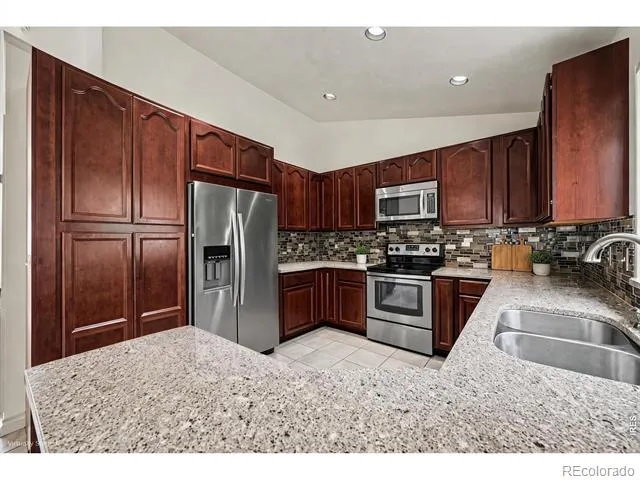 524 E 16th Avenue Longmont, CO 80504