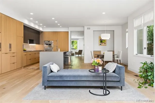 544 Monroe Street Denver, CO 80206