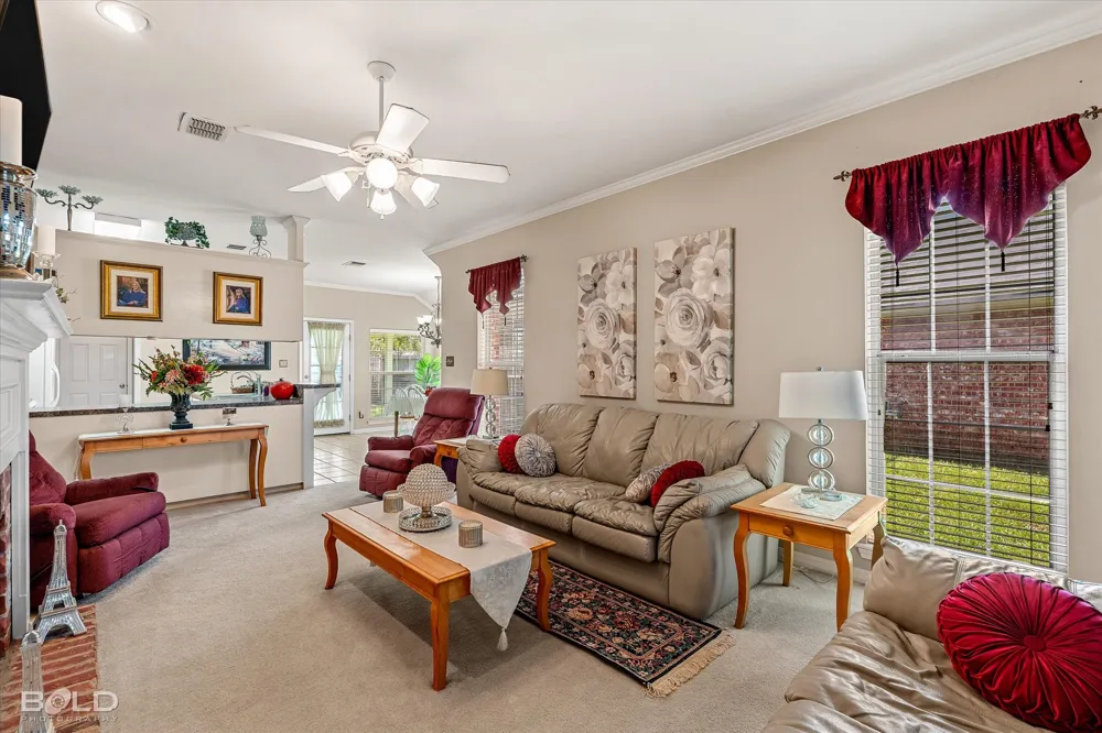 6004 Kateland Circle Bossier City, LA 71111