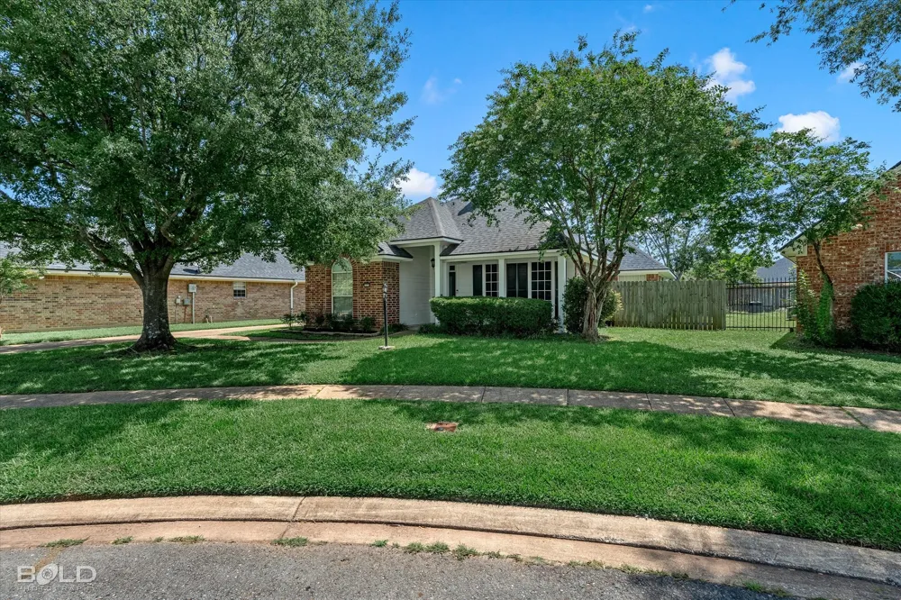 6004 Kateland Circle Bossier City, LA 71111