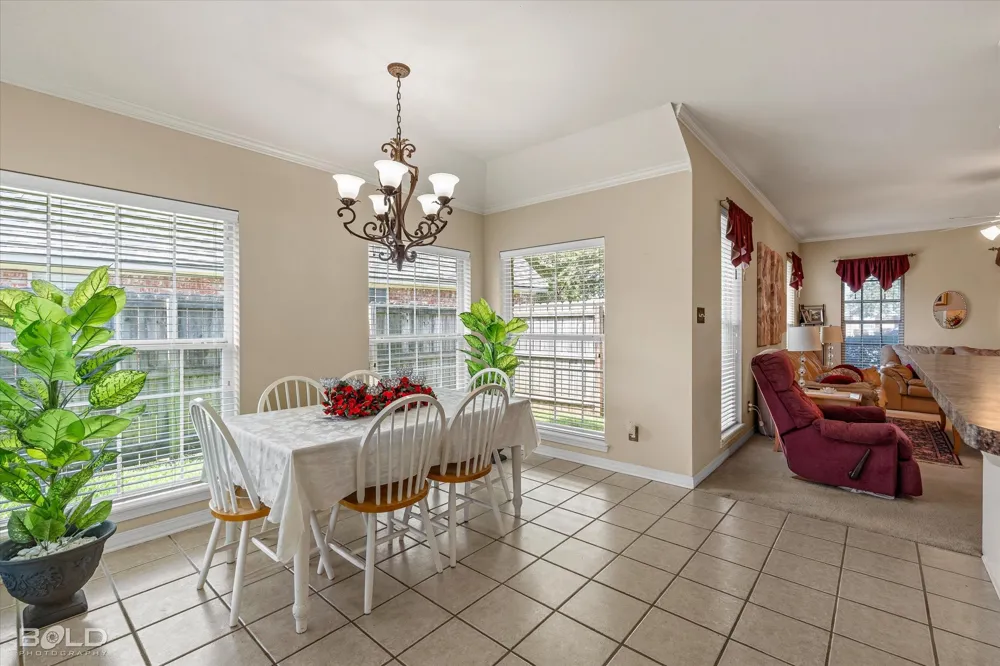 6004 Kateland Circle Bossier City, LA 71111