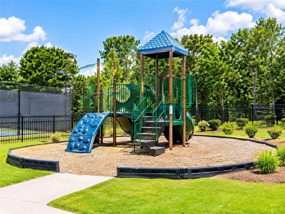 7429 Quinn Place Flowery Branch, GA 30542
