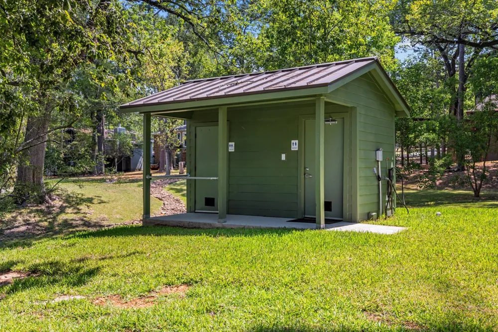 531 Royale Greens Drive Coldspring, TX 77331