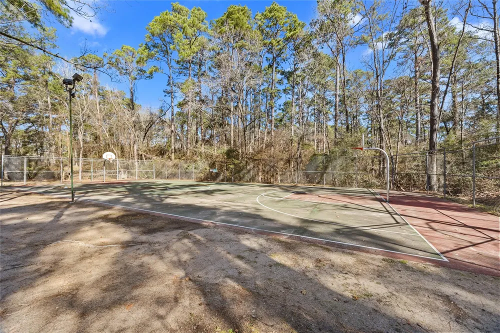 531 Royale Greens Drive Coldspring, TX 77331