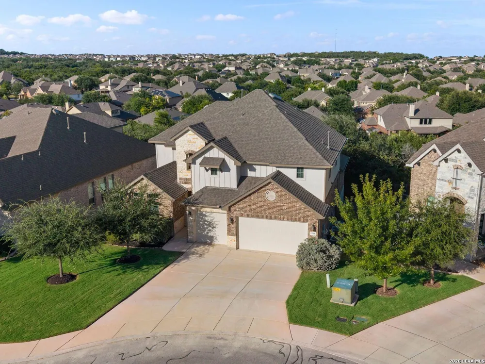 27106 Falls Cv Boerne, TX 78015