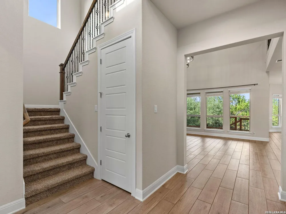 27106 Falls Cv Boerne, TX 78015
