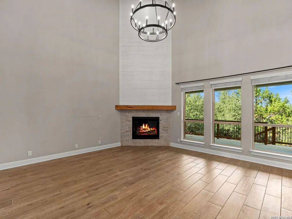 27106 Falls Cv Boerne, TX 78015