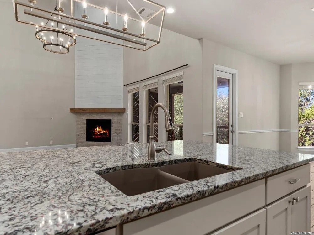 27106 Falls Cv Boerne, TX 78015
