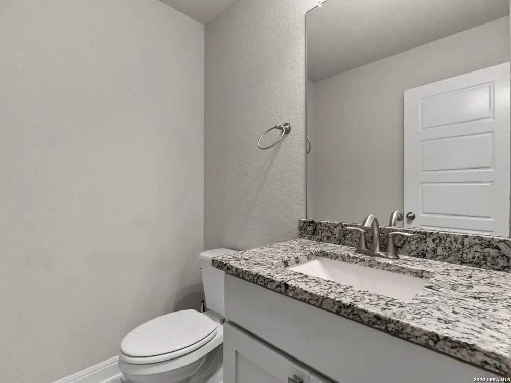 27106 Falls Cv Boerne, TX 78015