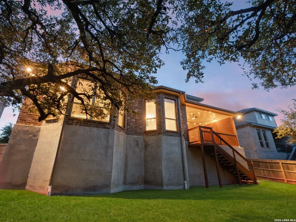 27106 Falls Cv Boerne, TX 78015