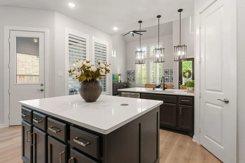 515 Cypress Valley Avenue Montgomery, TX 77316