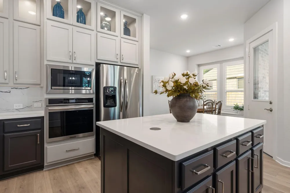 515 Cypress Valley Avenue Montgomery, TX 77316