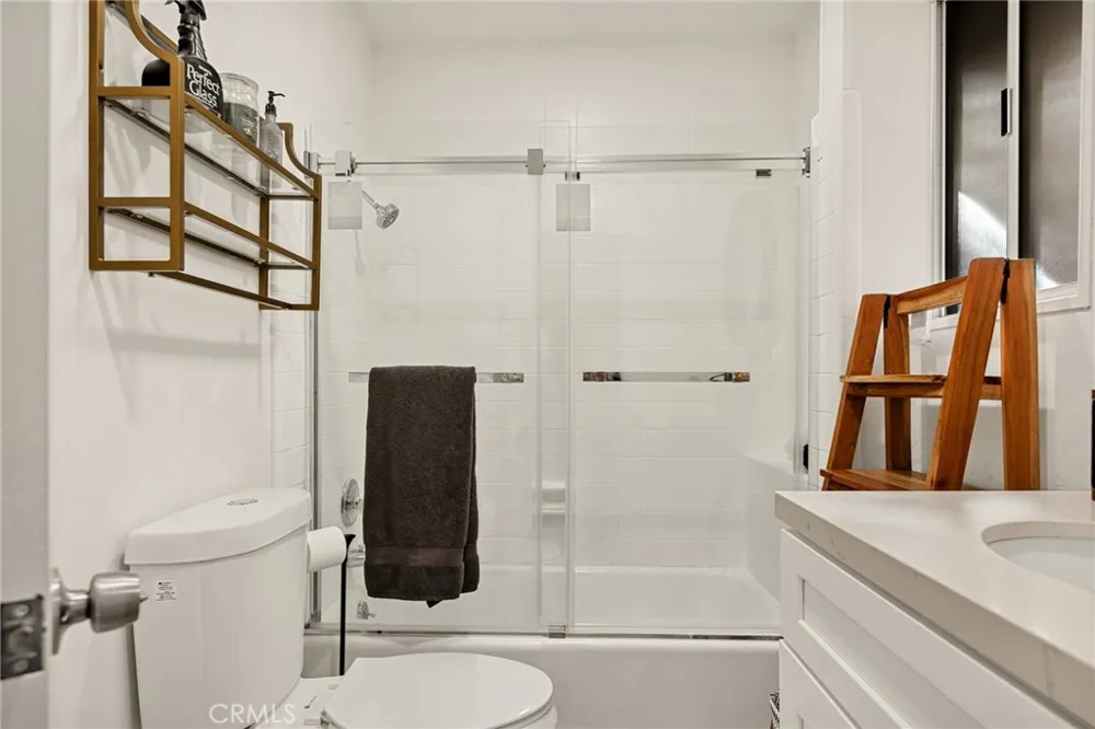 30789 All View Running Springs, CA 92382