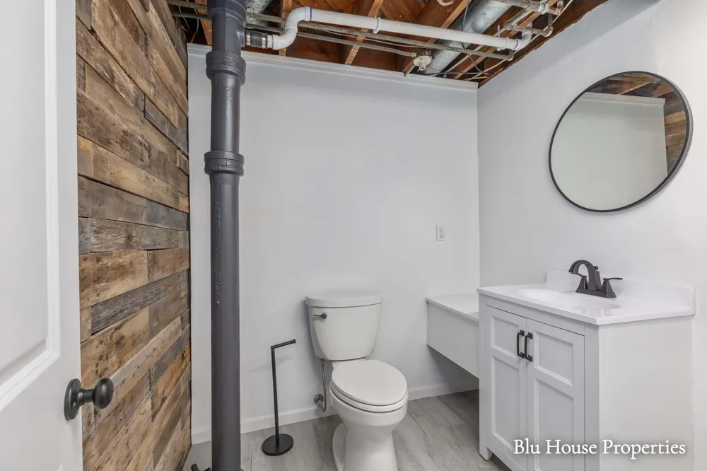 1024 Cadillac Drive SE Grand Rapids, MI 49506