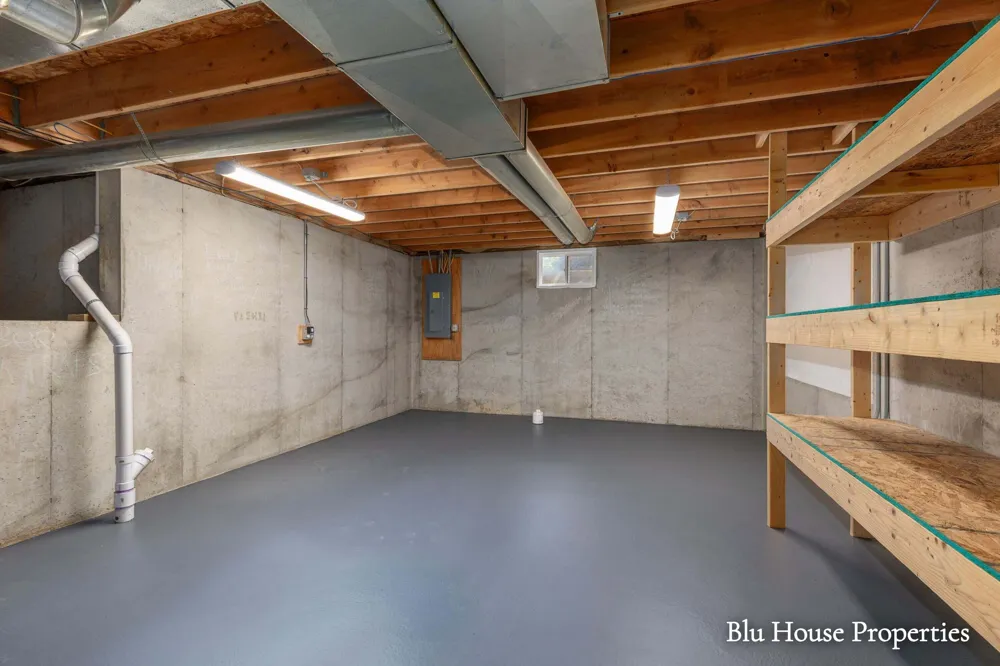 1024 Cadillac Drive SE Grand Rapids, MI 49506