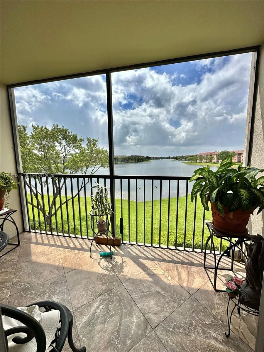 13800 SW 5th Ct #311M Pembroke Pines, FL 33027