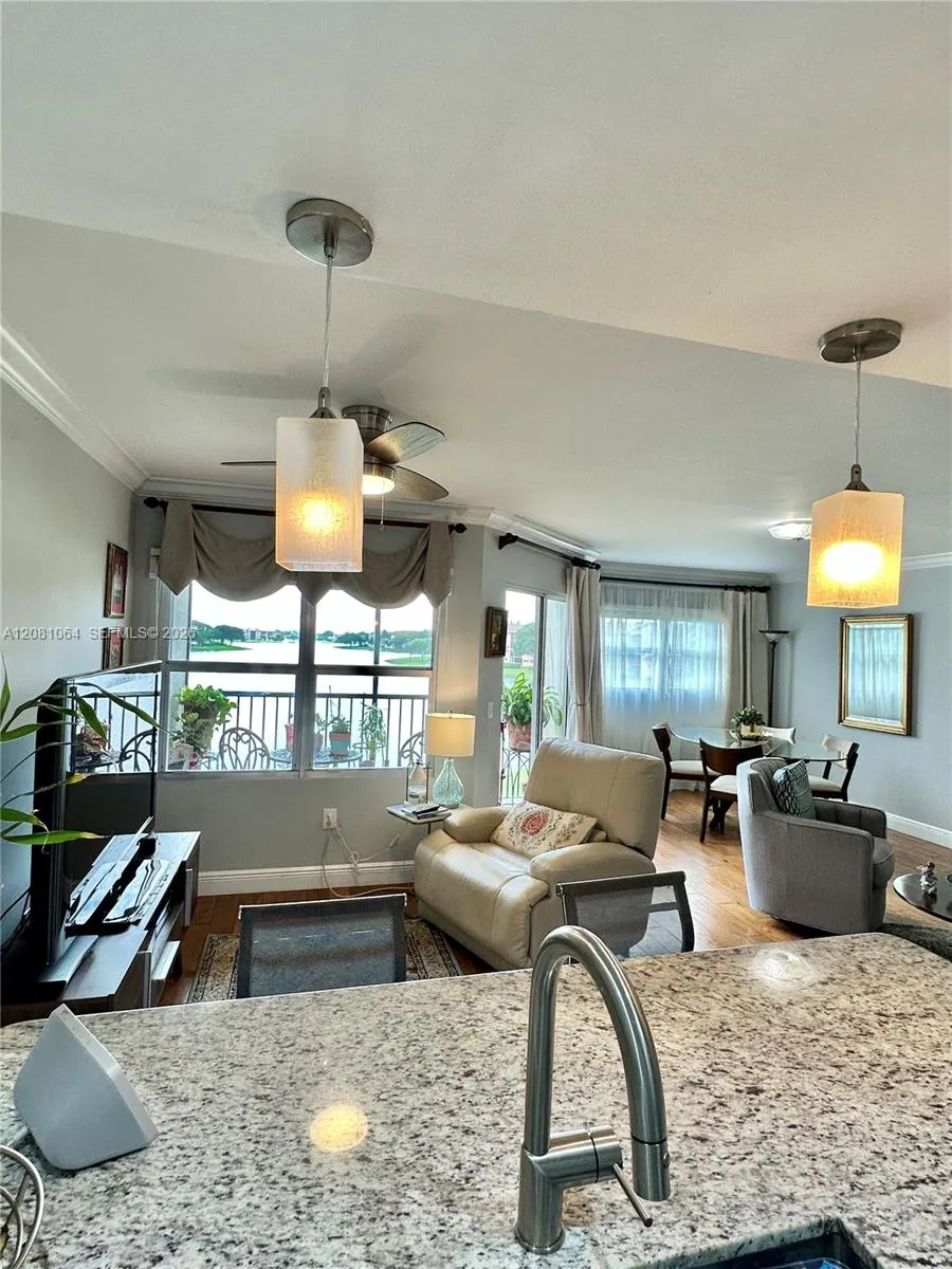 13800 SW 5th Ct #311M Pembroke Pines, FL 33027