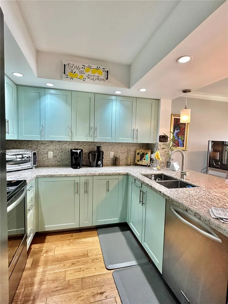 13800 SW 5th Ct #311M Pembroke Pines, FL 33027