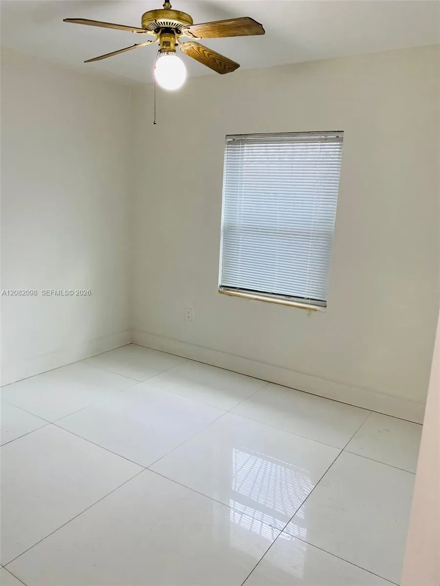 3335 SW 26th St #3335 Miami, FL 33133