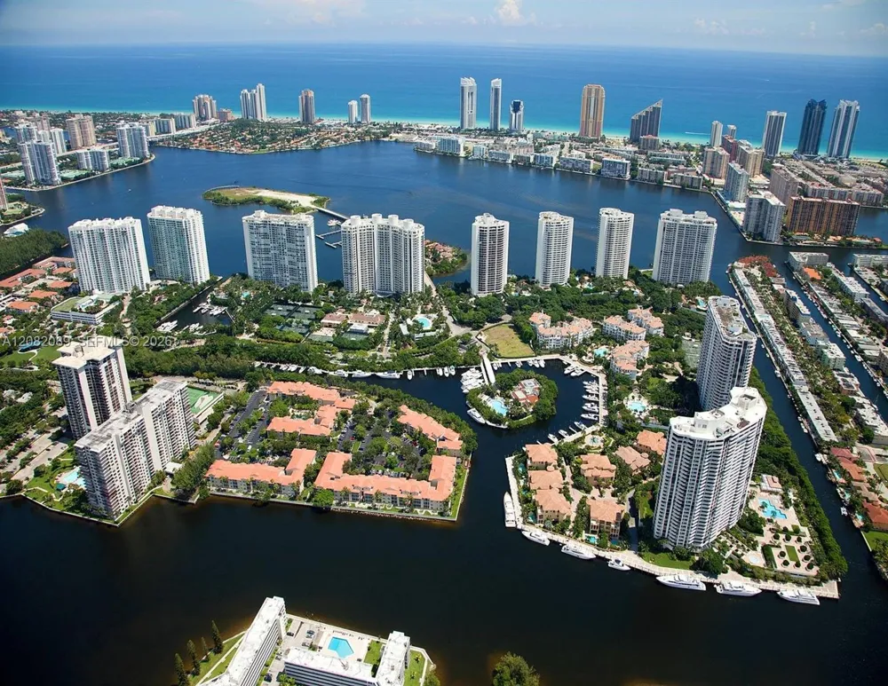 1000 E Island Blvd #1403 Aventura, FL 33160