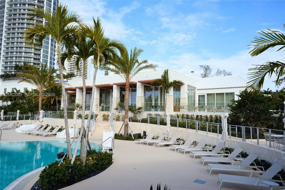 1000 E Island Blvd #1403 Aventura, FL 33160