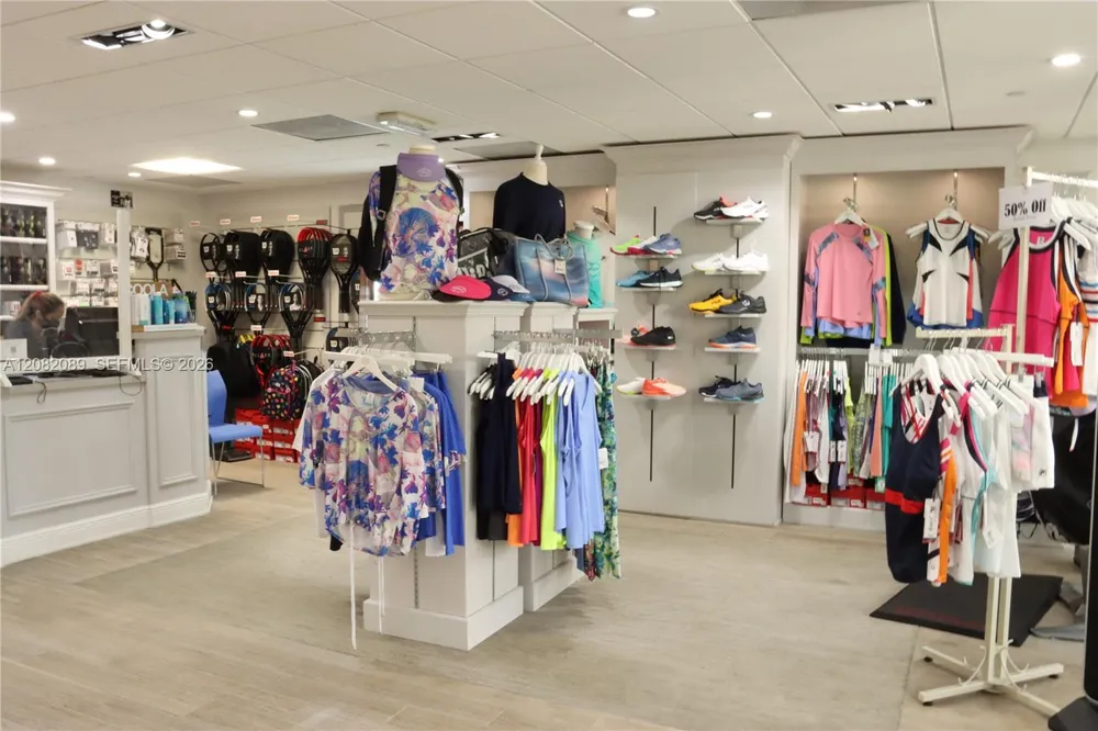 1000 E Island Blvd #1403 Aventura, FL 33160