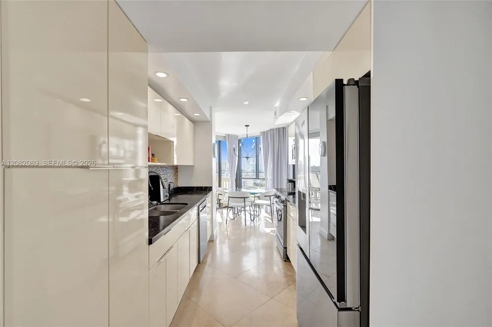 1000 E Island Blvd #1403 Aventura, FL 33160