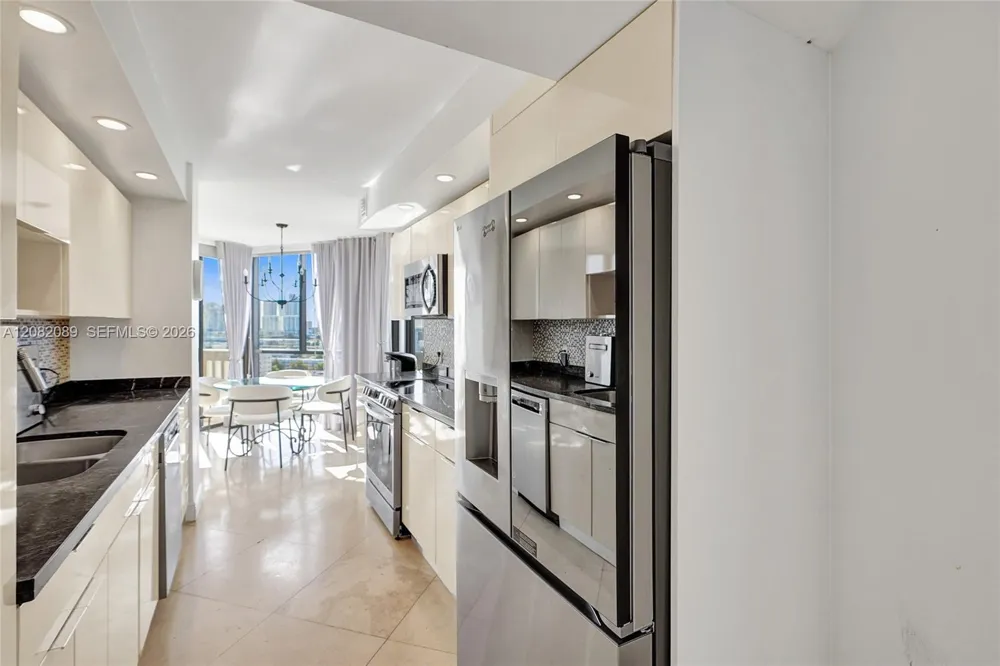 1000 E Island Blvd #1403 Aventura, FL 33160