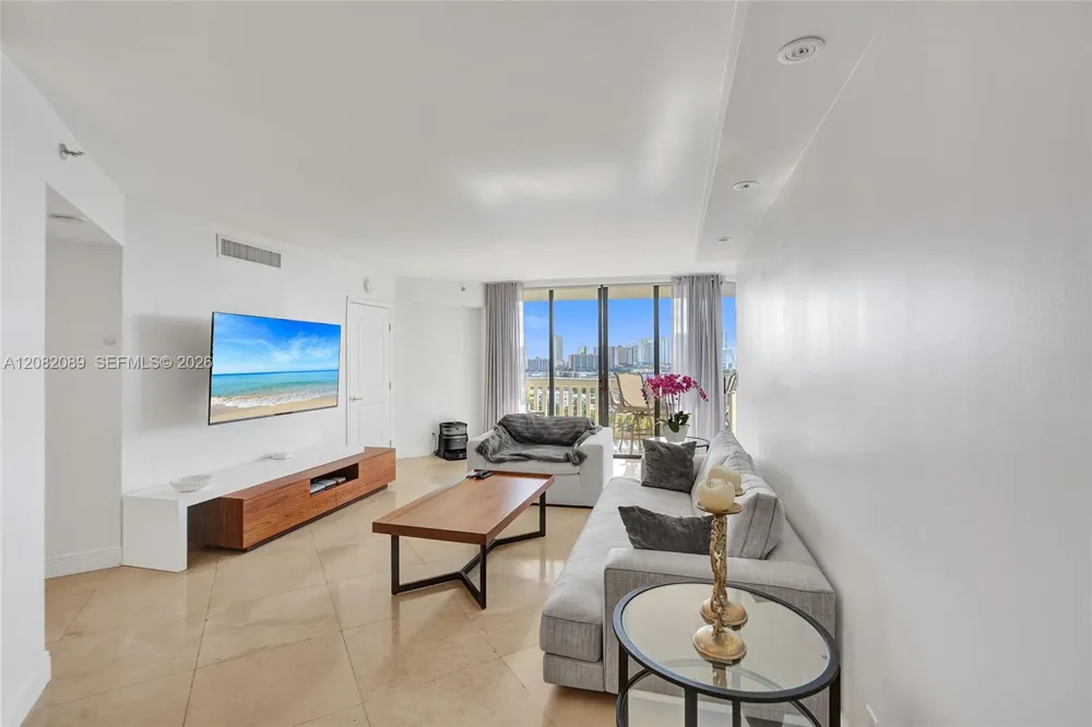 1000 E Island Blvd #1403 Aventura, FL 33160