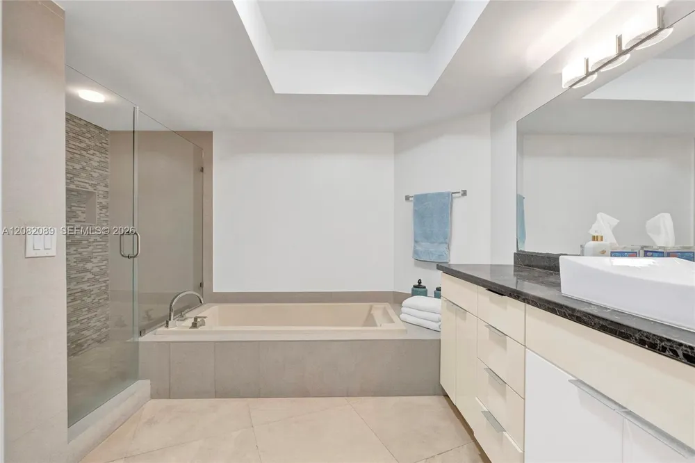 1000 E Island Blvd #1403 Aventura, FL 33160
