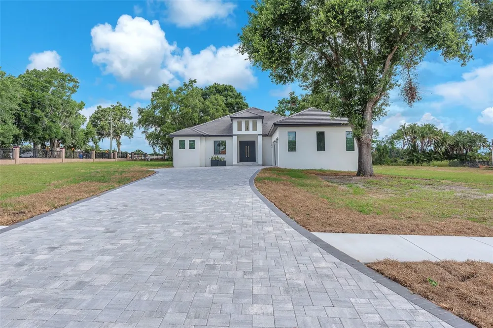 11921 FORT KING HIGHWAY Thonotosassa, FL 33592