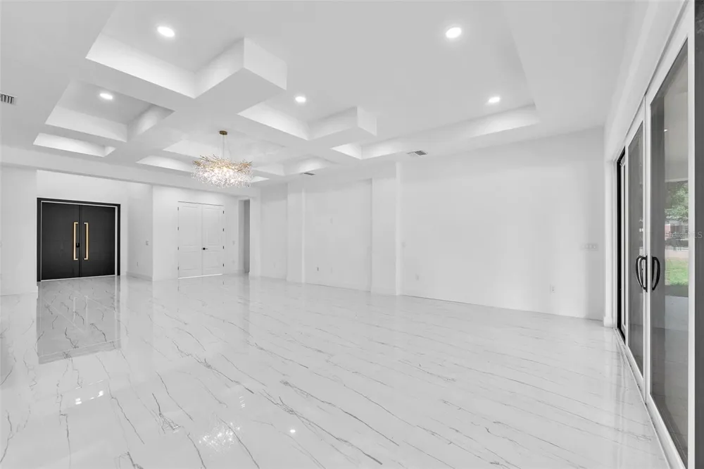 11921 FORT KING HIGHWAY Thonotosassa, FL 33592