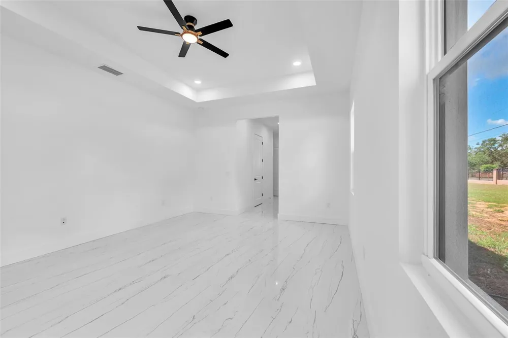 11921 FORT KING HIGHWAY Thonotosassa, FL 33592