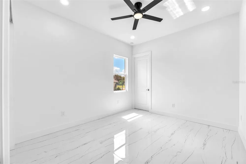 11921 FORT KING HIGHWAY Thonotosassa, FL 33592