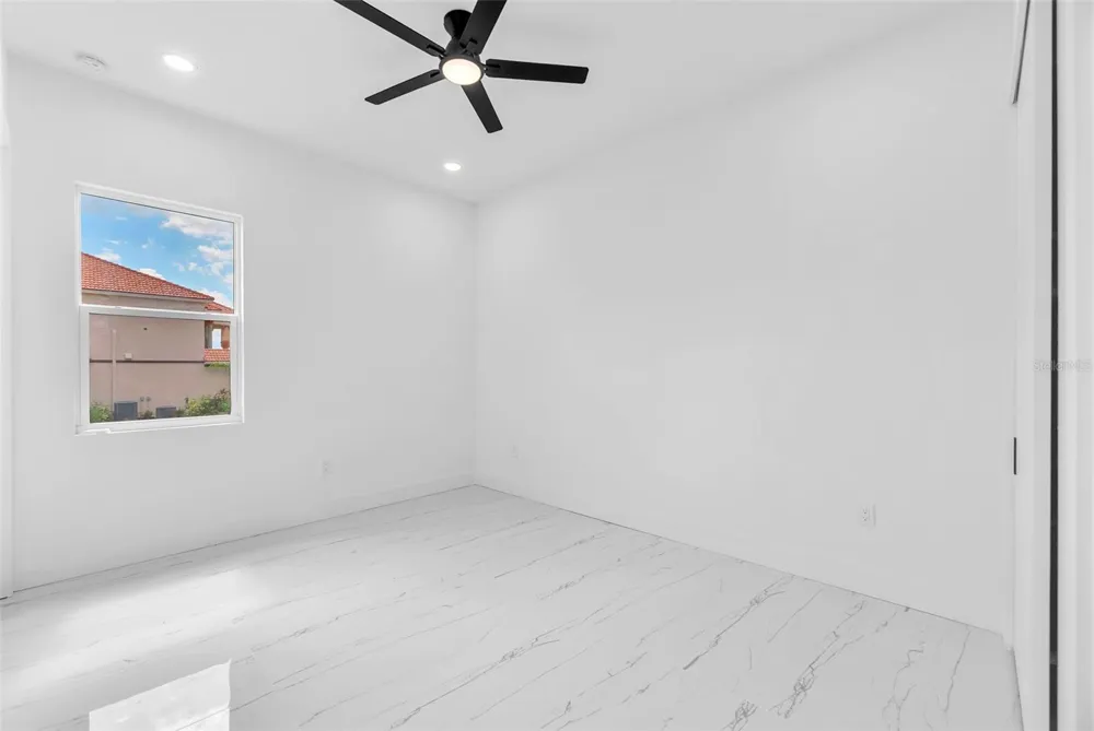 11921 FORT KING HIGHWAY Thonotosassa, FL 33592