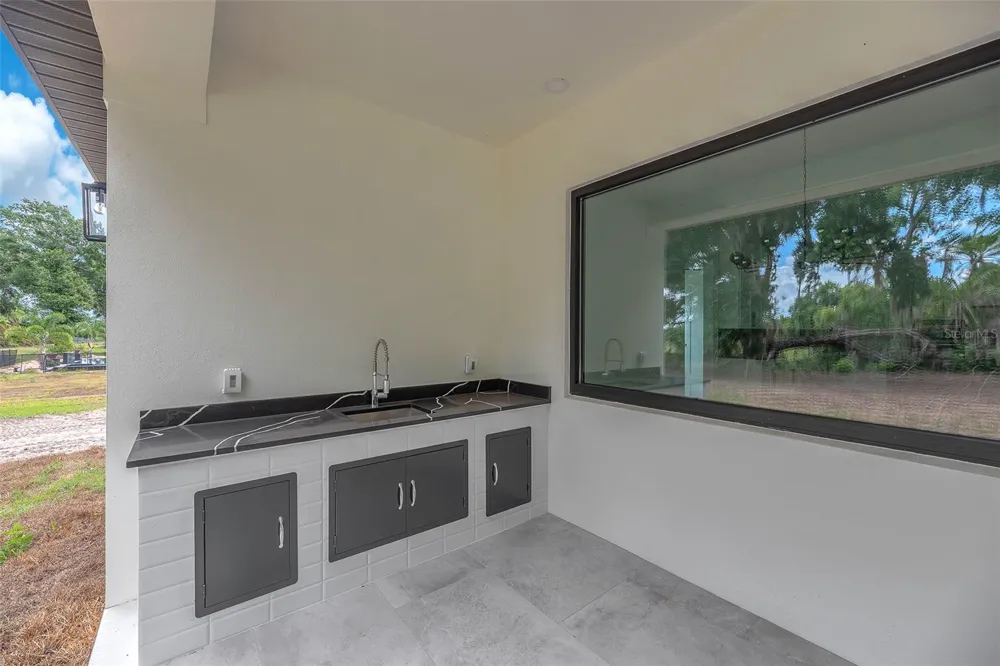11921 FORT KING HIGHWAY Thonotosassa, FL 33592