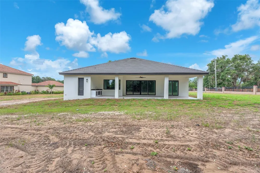 11921 FORT KING HIGHWAY Thonotosassa, FL 33592