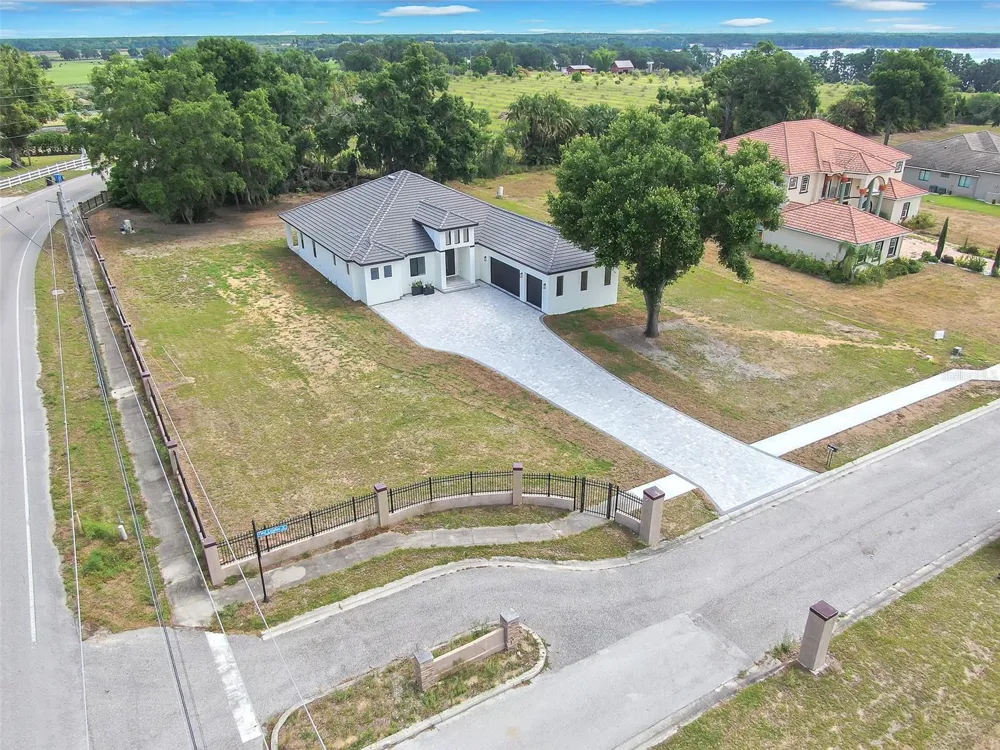 11921 FORT KING HIGHWAY Thonotosassa, FL 33592