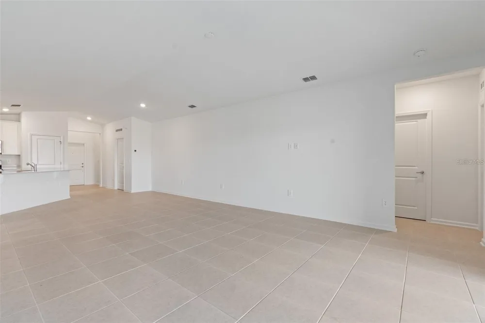 3028 NAMASTE #UNIT A DRIVE Clermont, FL 34714