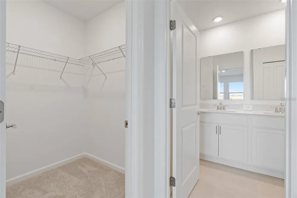 3028 NAMASTE #UNIT A DRIVE Clermont, FL 34714