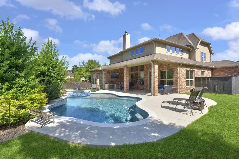 5206 Creekland Circle Spring, TX 77389