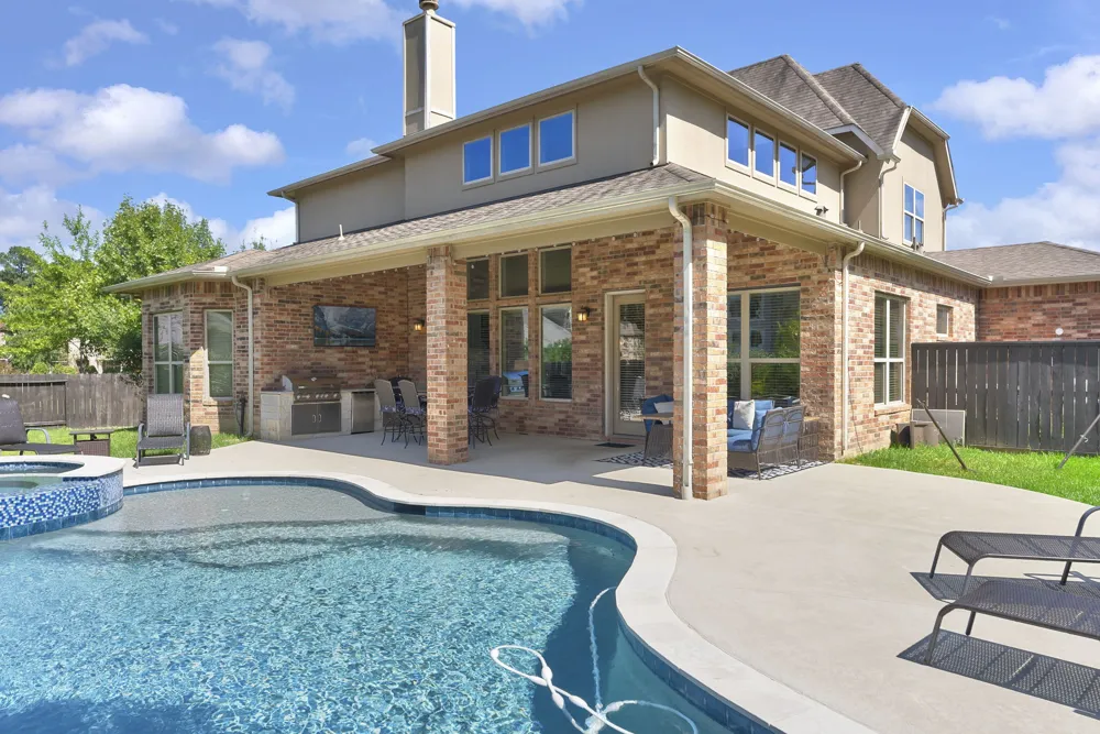 5206 Creekland Circle Spring, TX 77389