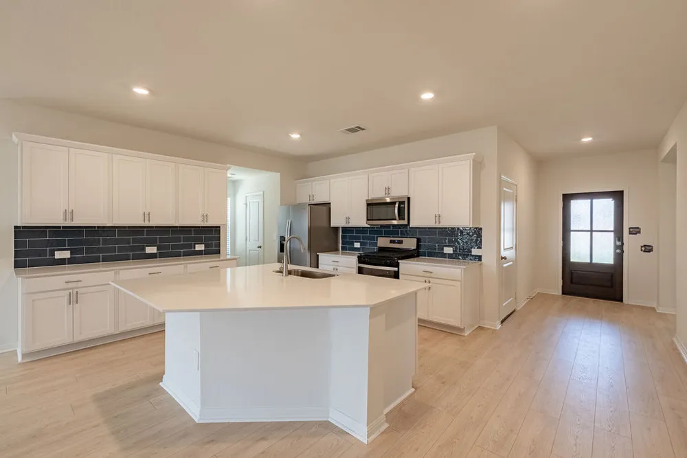 1832 Dandy Brush Drive Leander, TX 78641